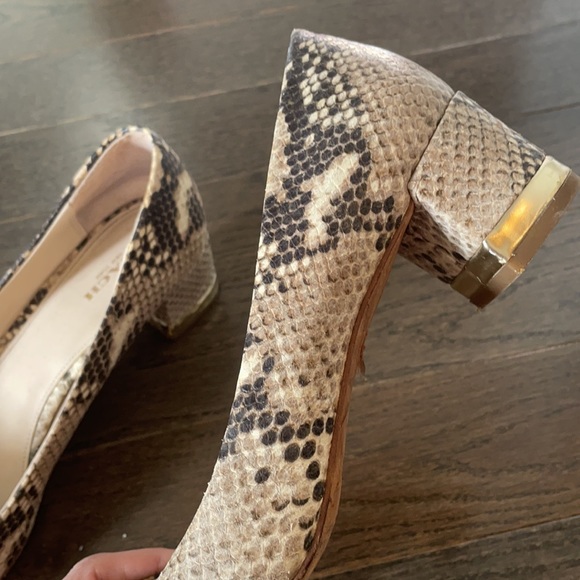 Coach low heel shoes - Picture 3 of 7